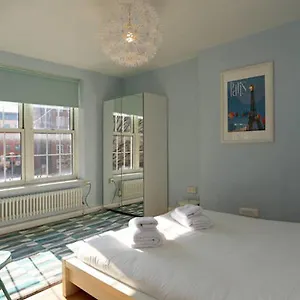 https://riverside-cutty-sark-2bd-retreat.cambridgehotelsuk.com